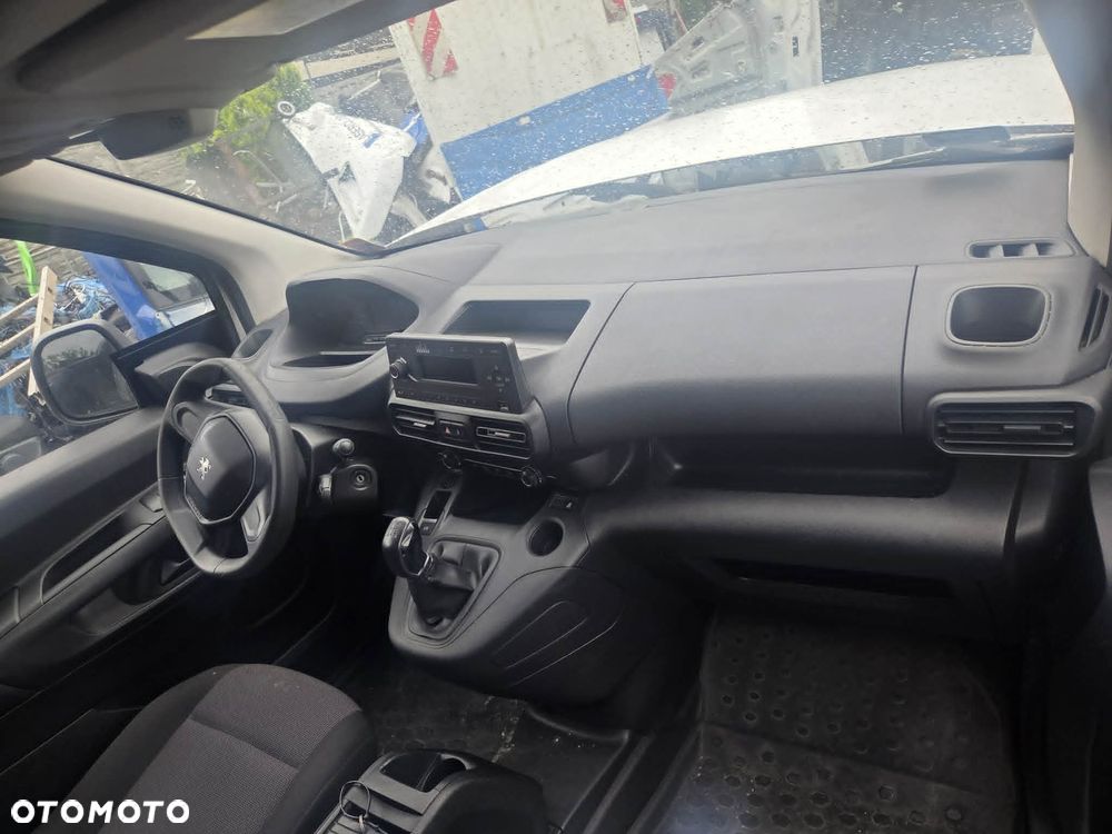 Peugeot Partner 1,5 * Silnik Pali * Zarejstrowany - 4