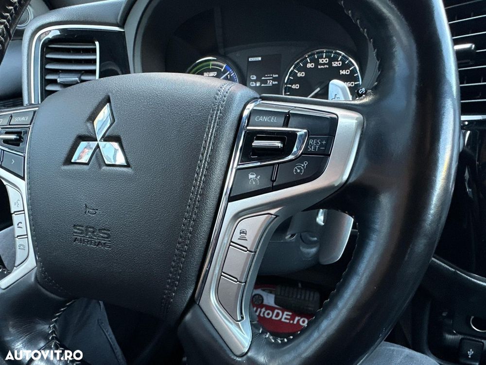 Mitsubishi Outlander - 18