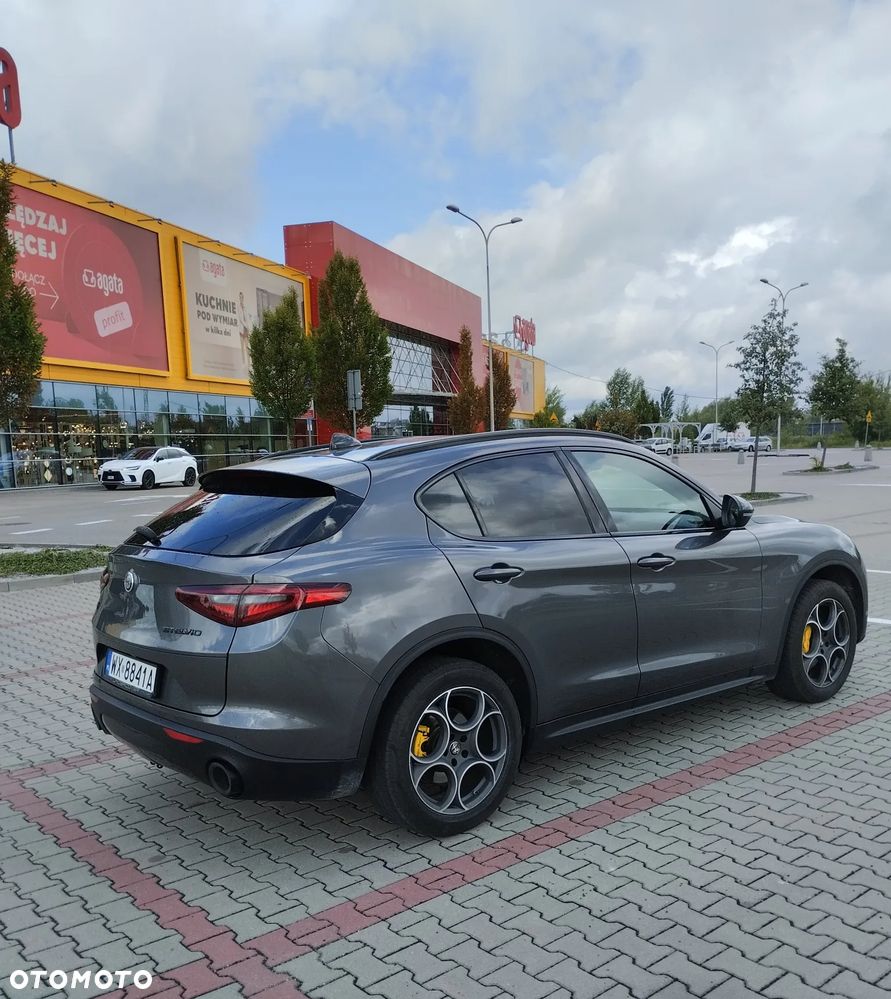 Alfa Romeo Stelvio 2.0 Turbo B-Tech Edition Q4 - 9