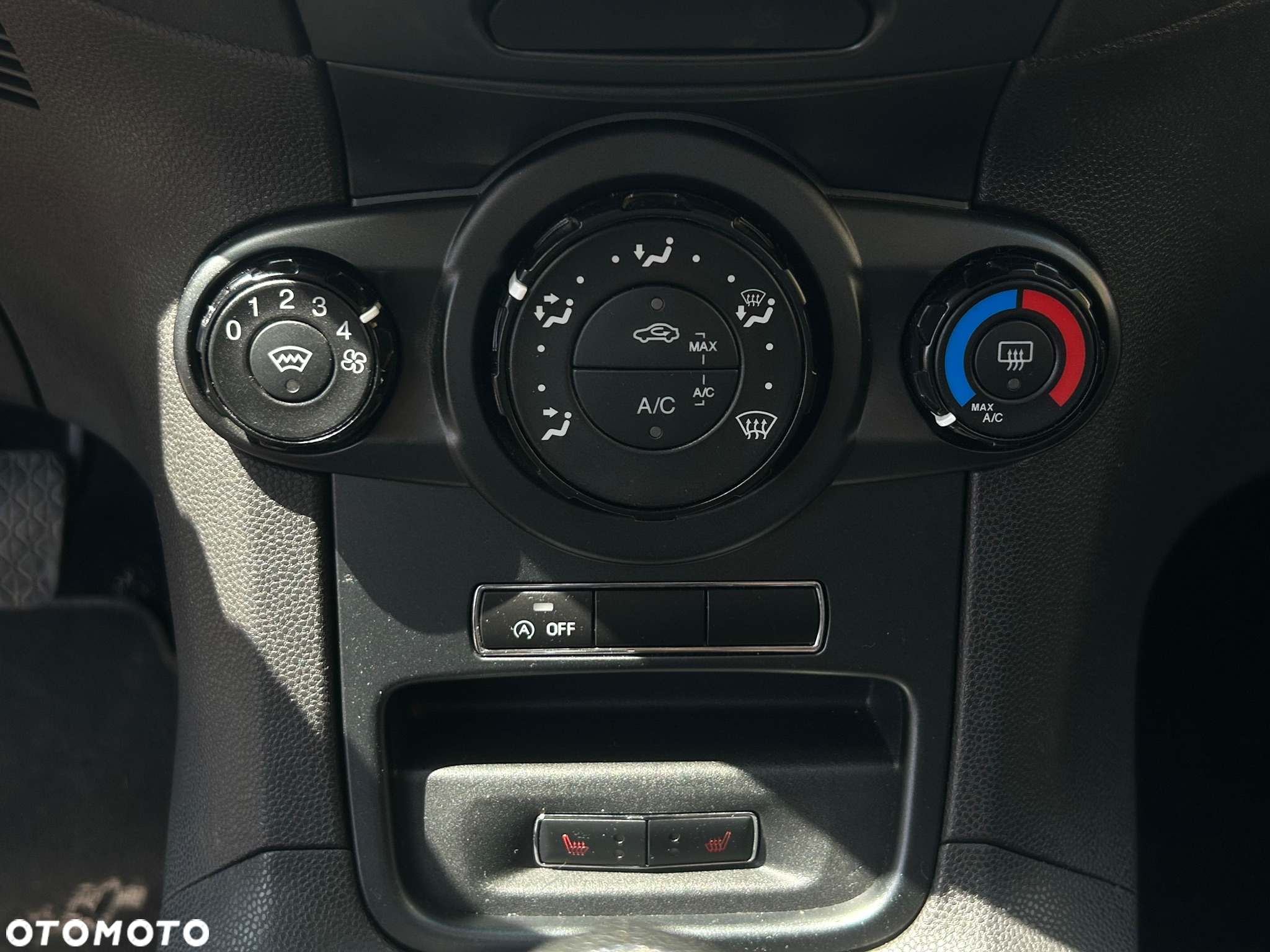 Ford Fiesta - 9