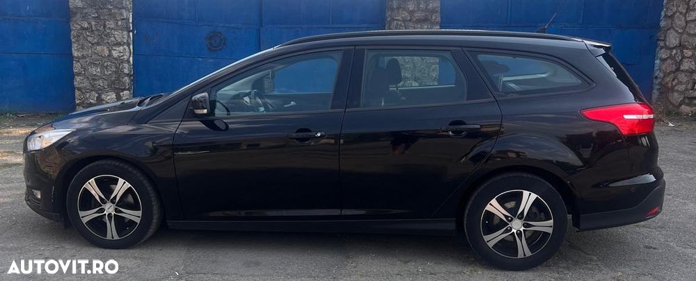 Ford Focus 1.5 TDCi DPF Start-Stopp-System Business - 4