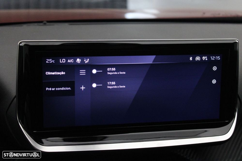 Peugeot e-2008 54 kWh Allure - 19
