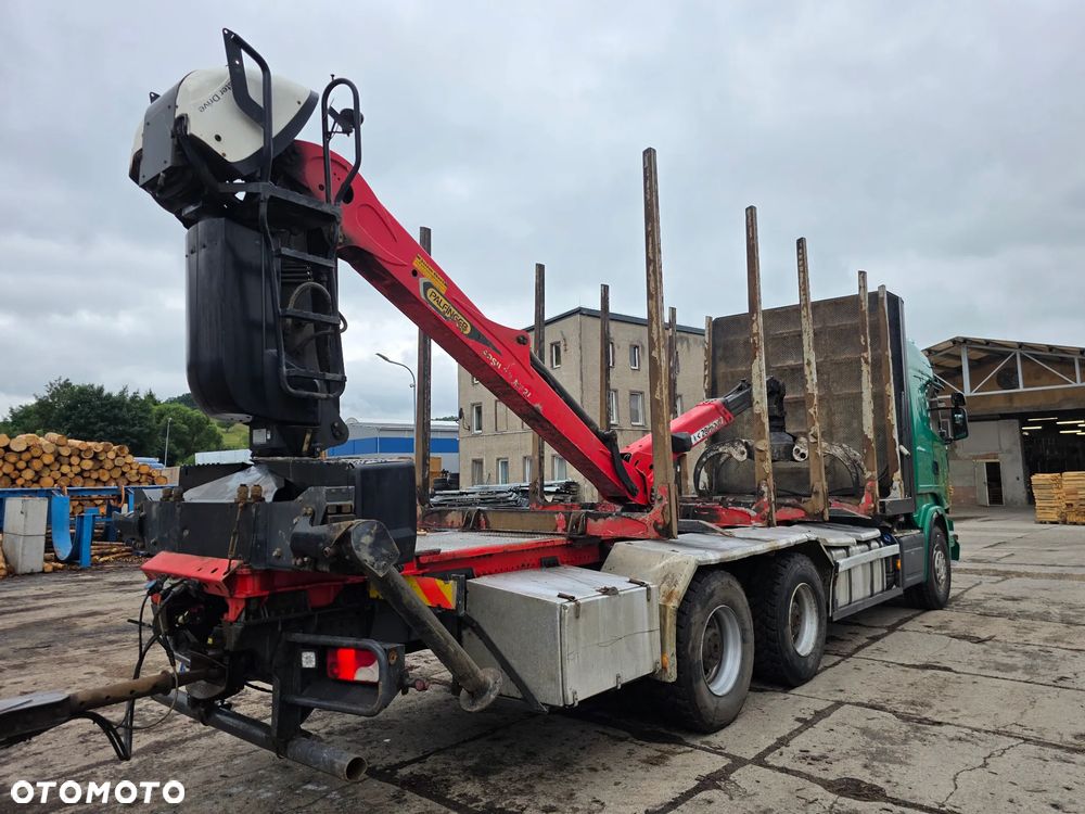 Scania R580 6x4 do lasu przewozu drewna - 4