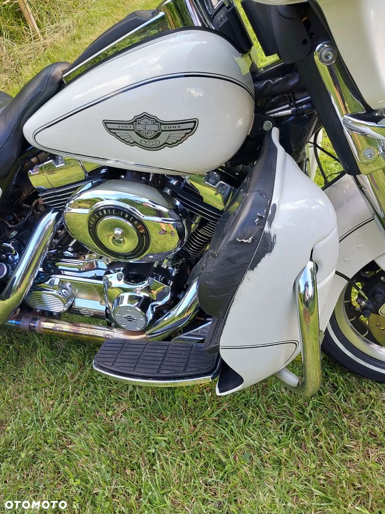 Harley-Davidson FLHTCU Ultra - 24