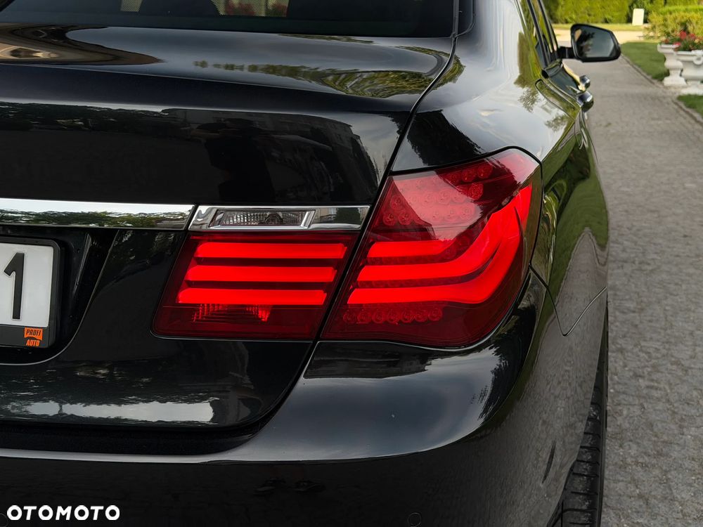 BMW Seria 7 730d xDrive - 26
