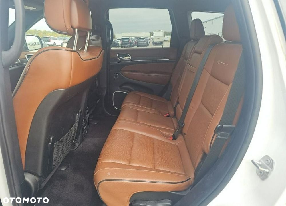 Jeep Grand Cherokee - 9