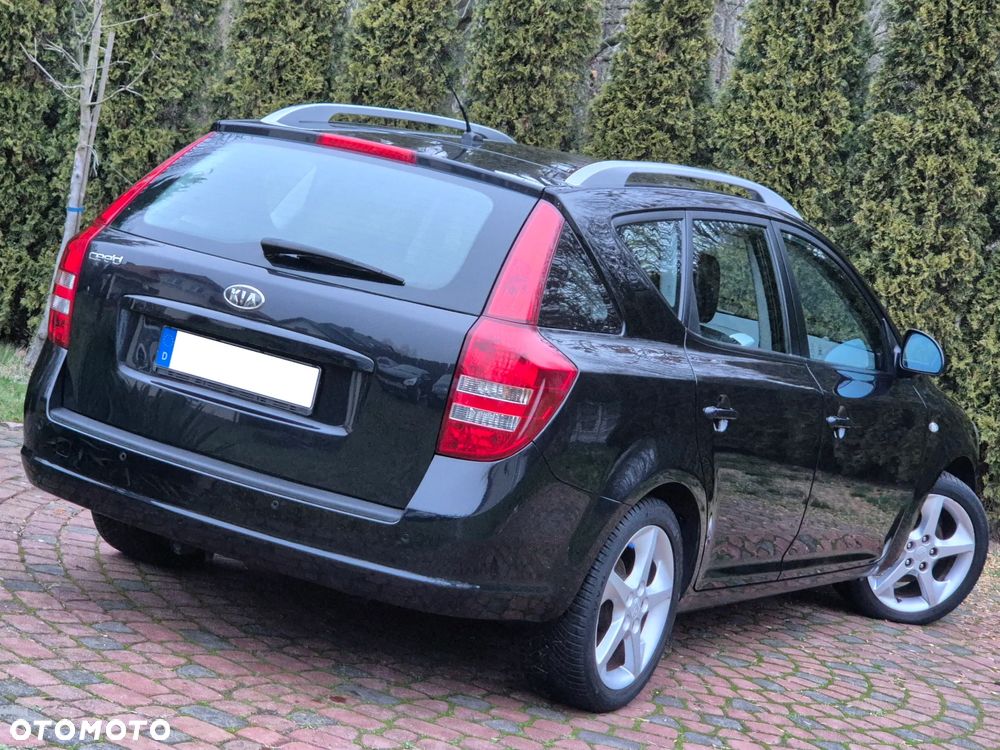 Kia Ceed 2.0 CVVT Spirit - 17