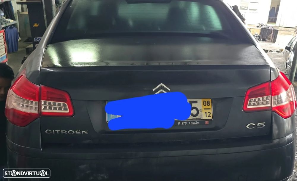 Mala e farolins citroen c5 ano 2008 - 1