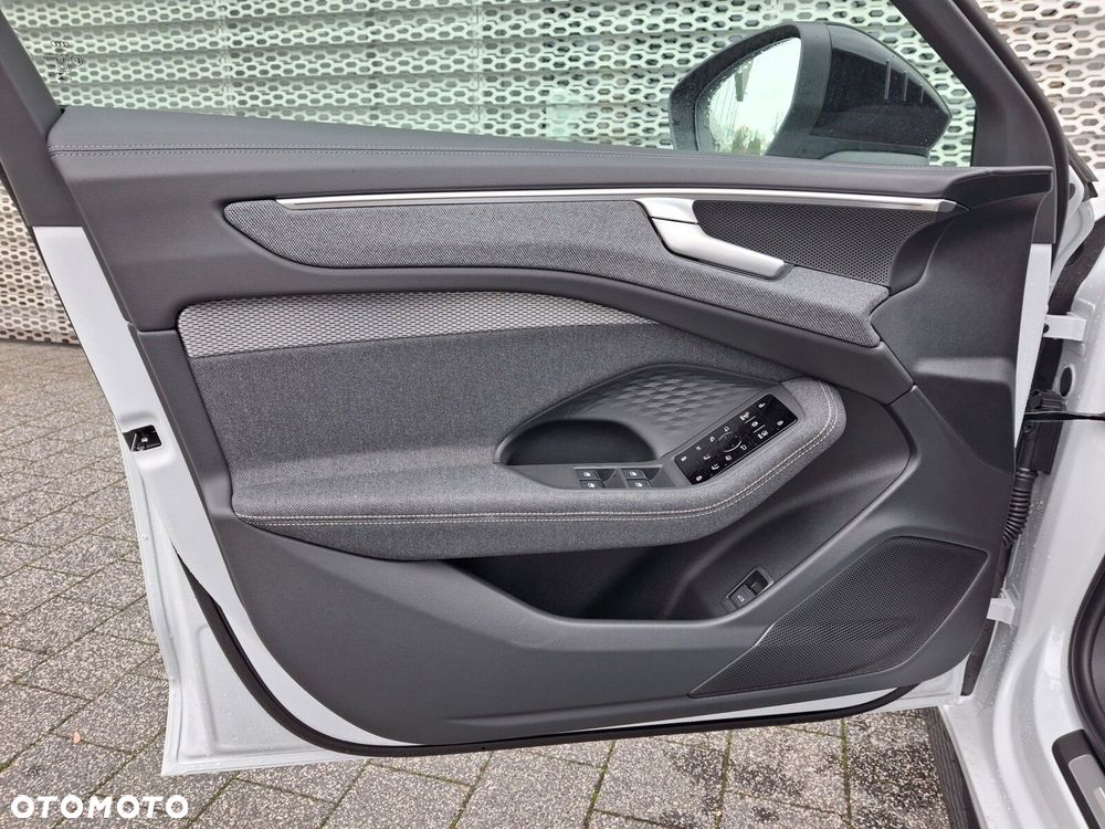 Audi A6 Limousine - 8