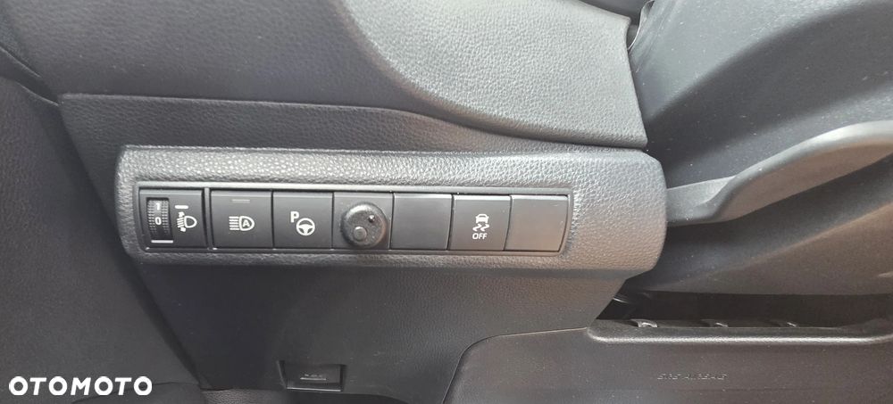 Toyota Corolla 1.8 Hybrid GPF Comfort - 10