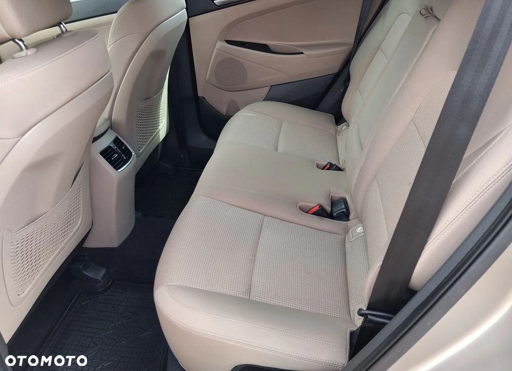 Hyundai Tucson - 14