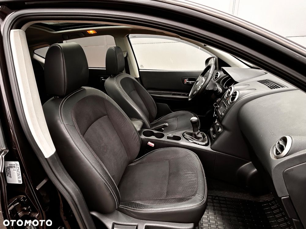 Nissan Qashqai 1.6 Tekna - 27