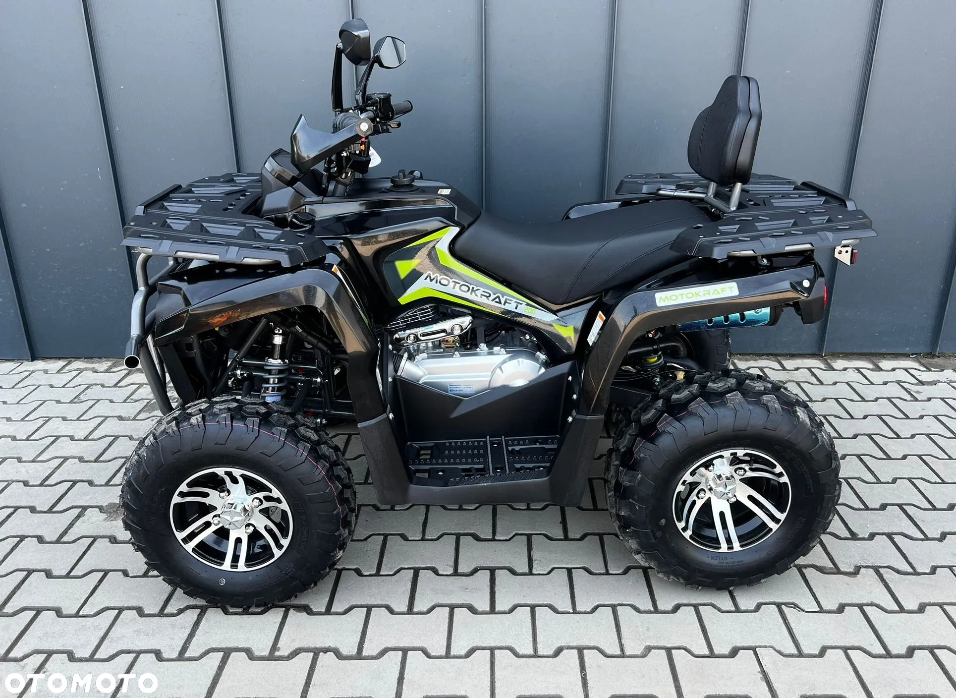 Berreta Hummer 200
