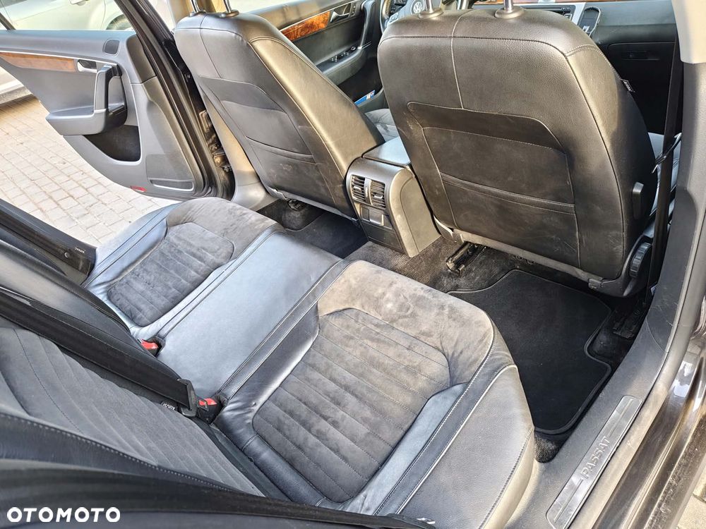 Volkswagen Passat - 26