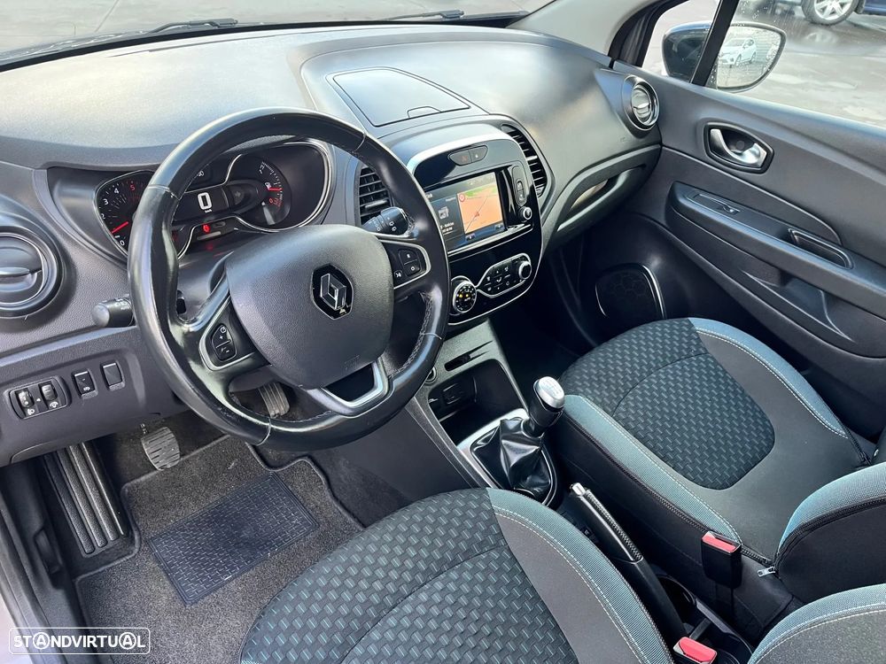 Renault Captur 1.5 dCi Exclusive - 6