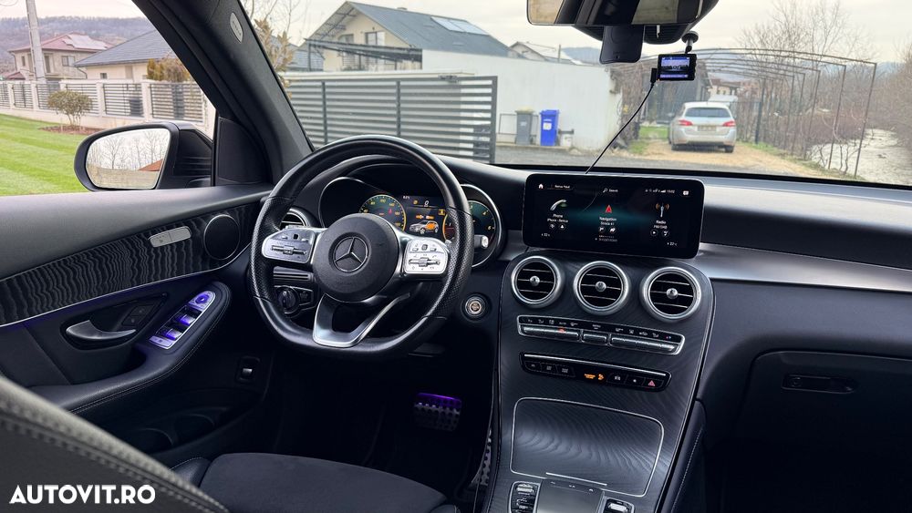 Mercedes-Benz GLC - 15