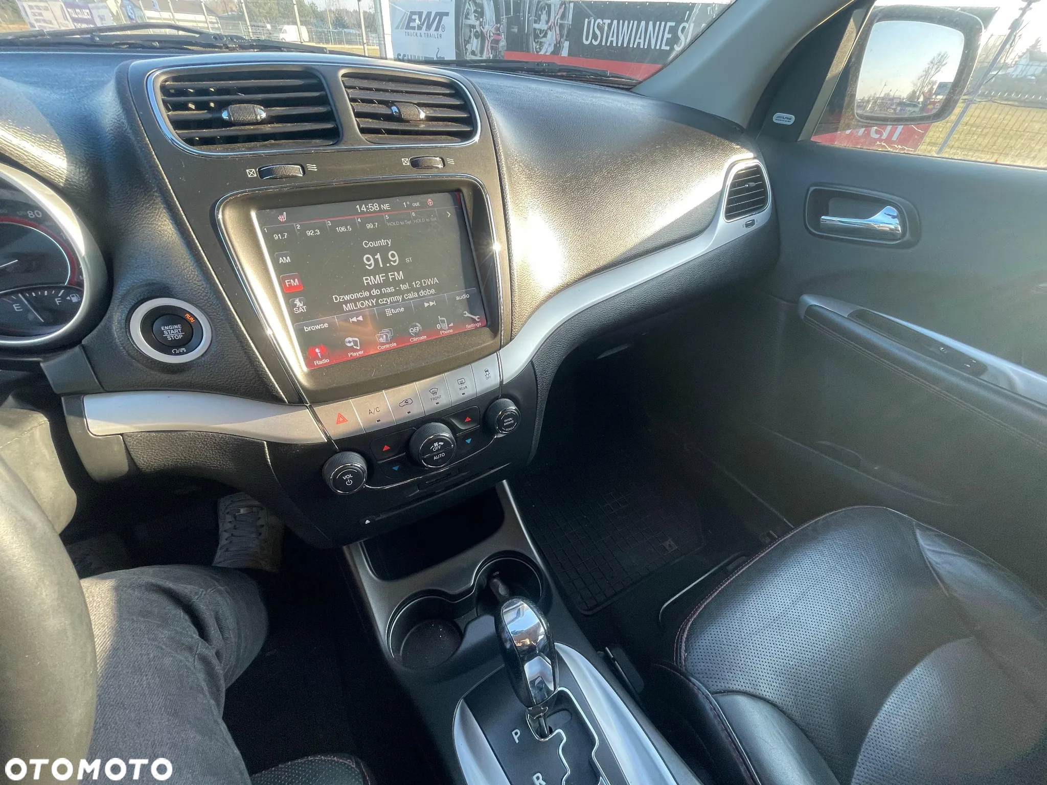 Dodge Journey - 10