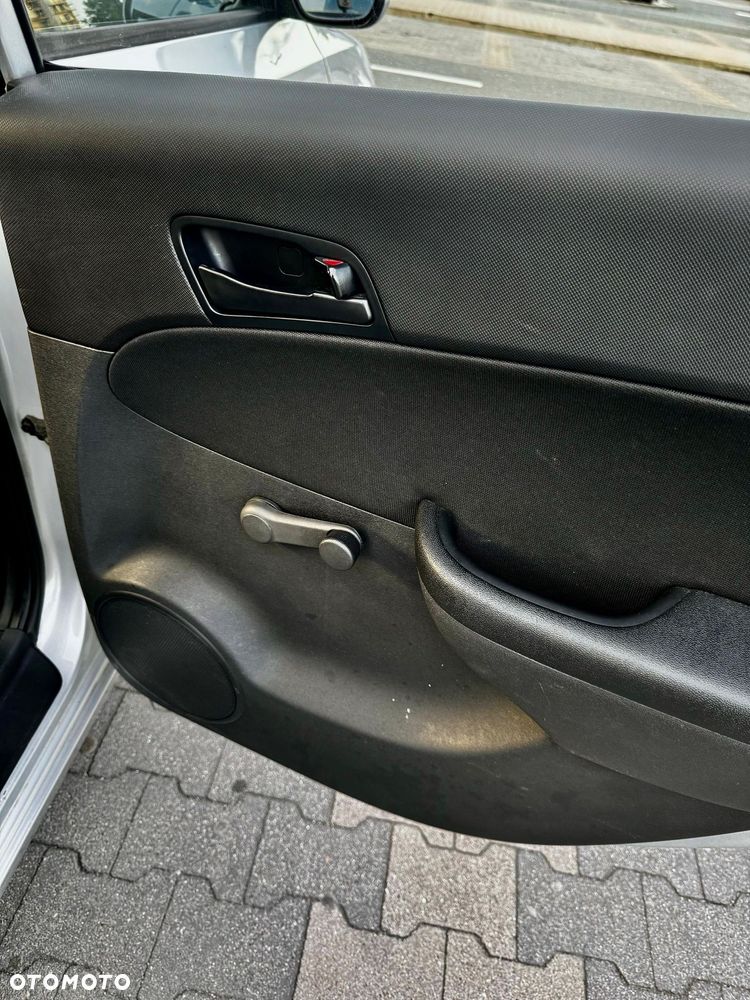 Hyundai i30 1.6 CRDi Base - 17