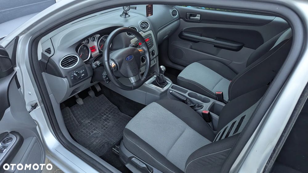 Ford Focus - 12