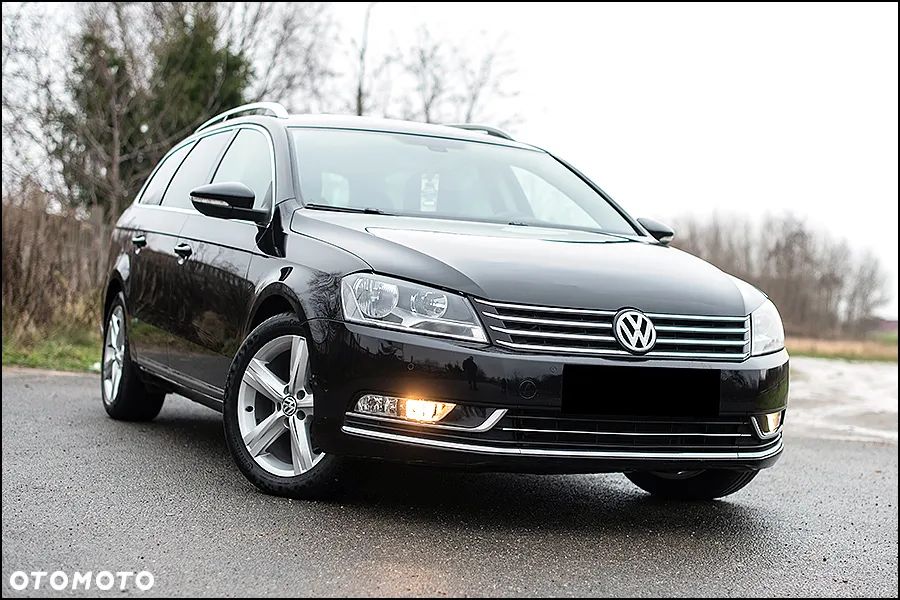 Volkswagen Passat - 1