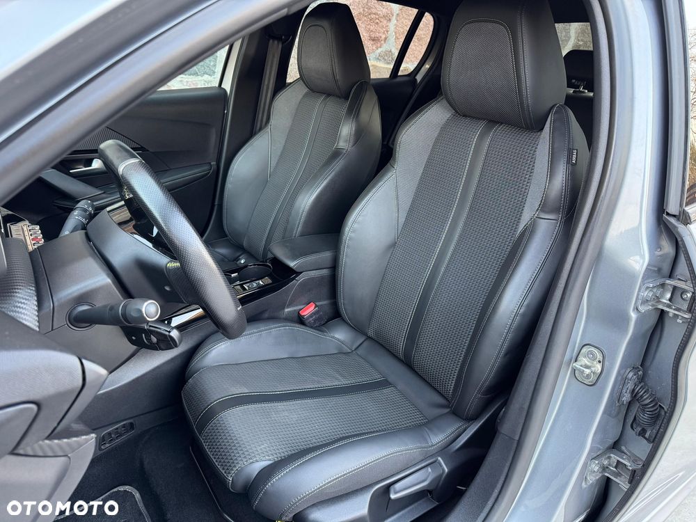 Peugeot 208 GT Line - 14