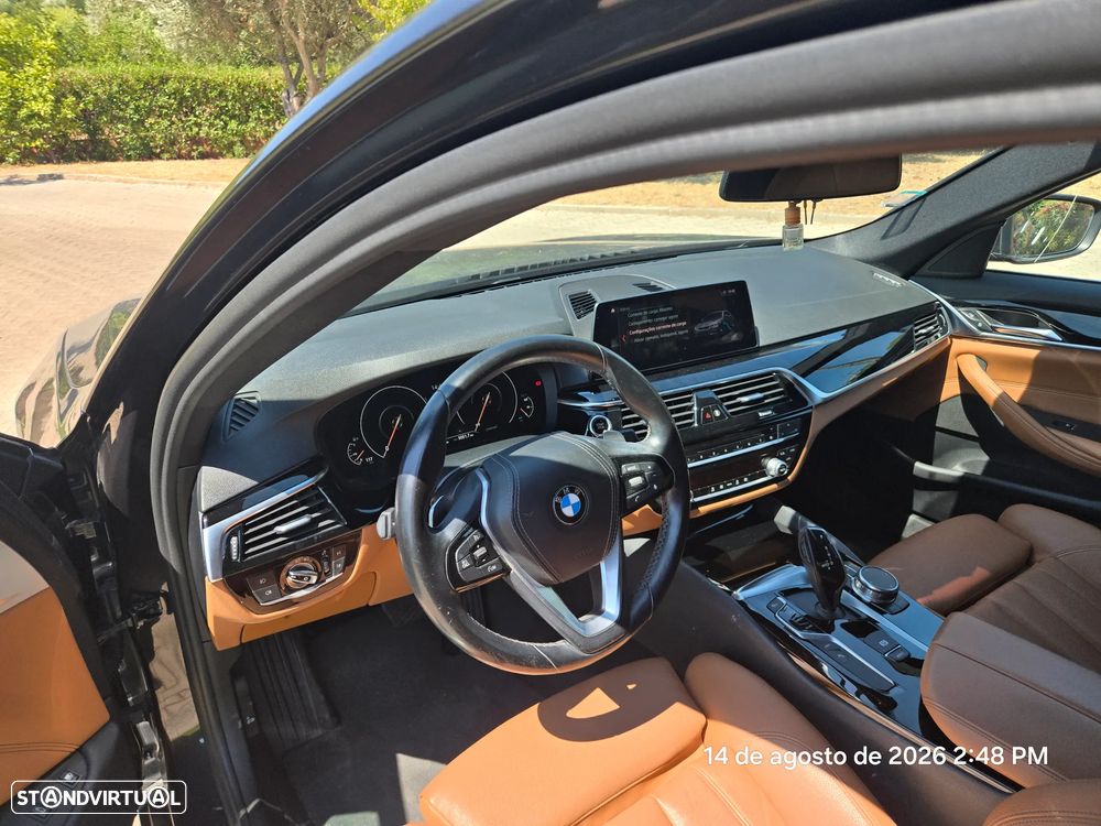 BMW 530 e iPerformance Line Luxury - 8