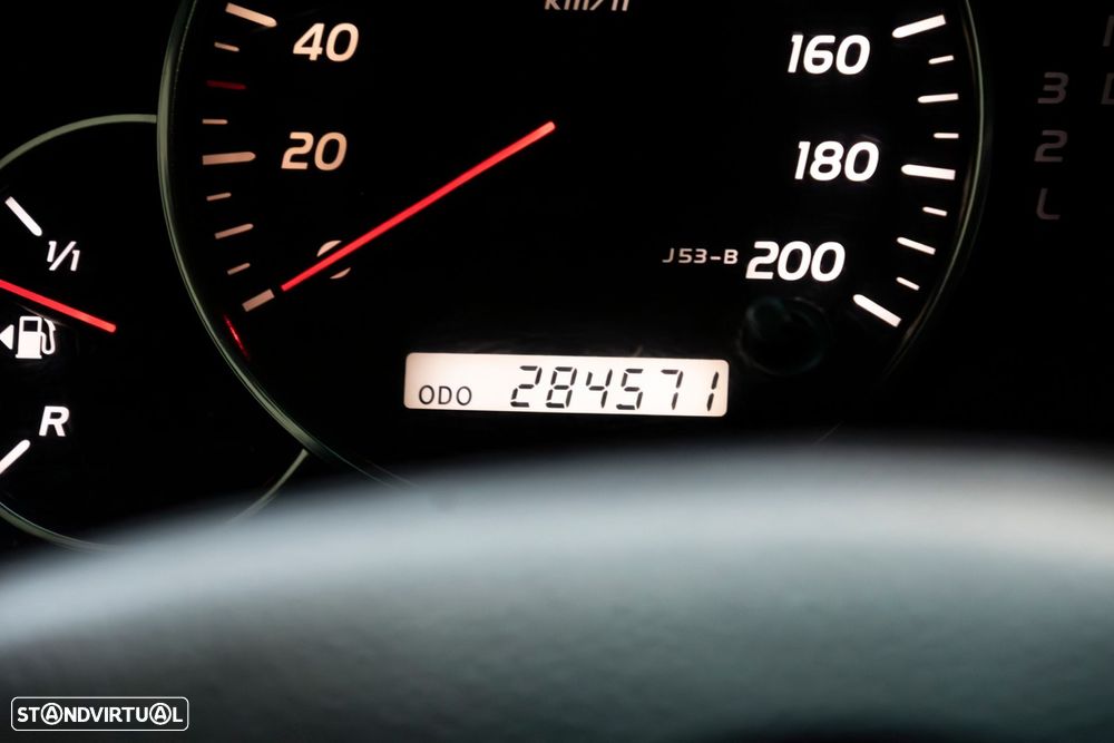 Toyota Land Cruiser 3.0 D-4D Pack A. - 17