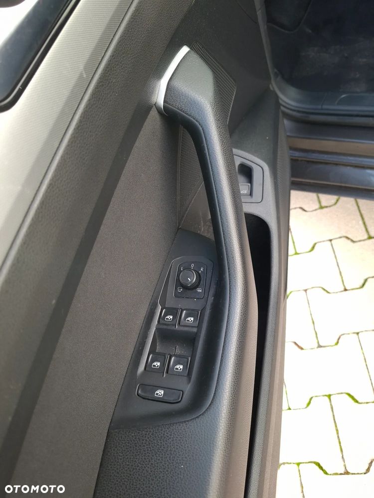 Volkswagen Passat Variant 1.8 TSI BMT Comfortline DSG - 4