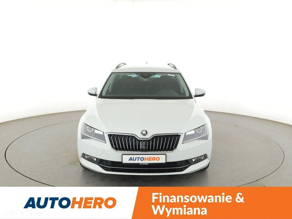 Skoda Superb 1.8 TSI Ambition DSG - 11