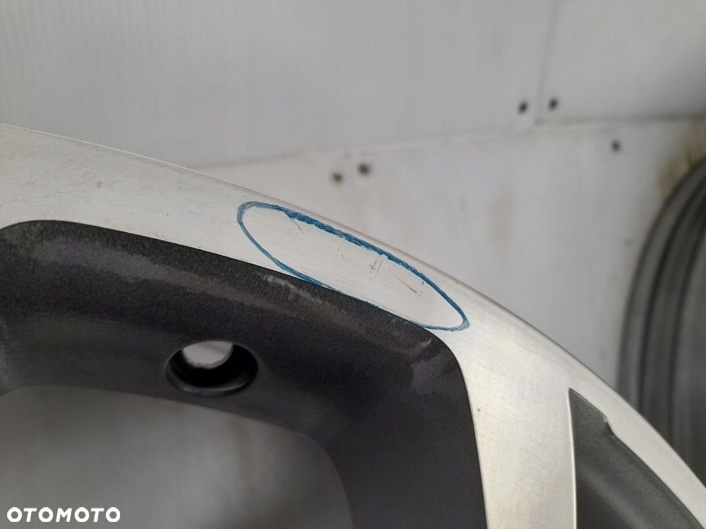 Felgi aluminiowe Renault OE 403007153R 6.5" x 20" 5x114.3 ET33 - 3