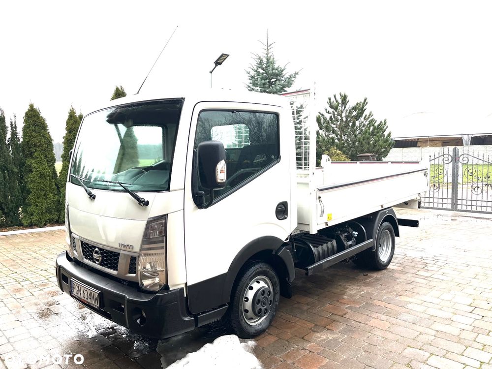 Nissan Cabstar NT400 - 1