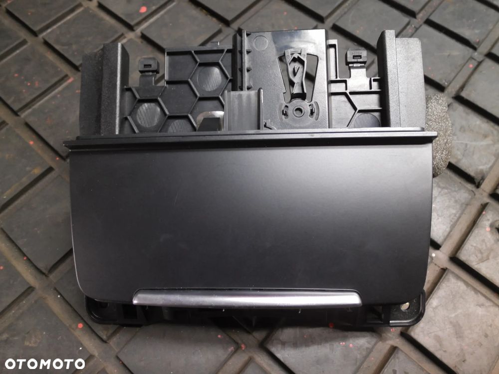 AUDI A4 A5 POPIELNICZKA SCHOWEK 8K0857951 - 1
