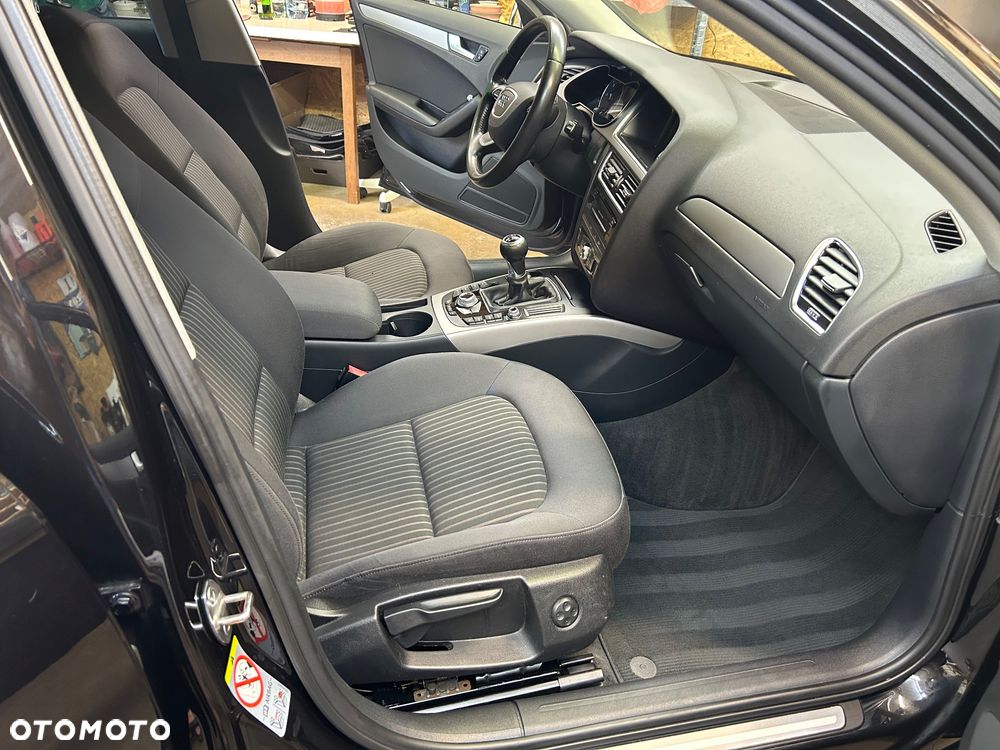 Audi A4 Limousine 2.0 TDI DPF Ambiente - 12