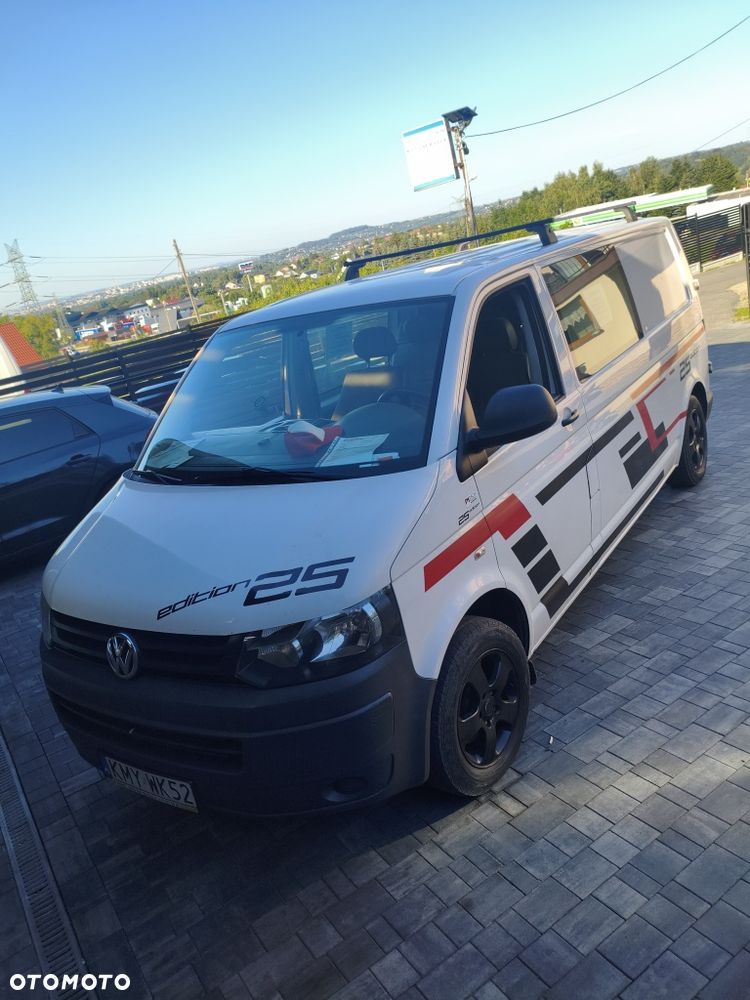 Volkswagen Transporter - 1