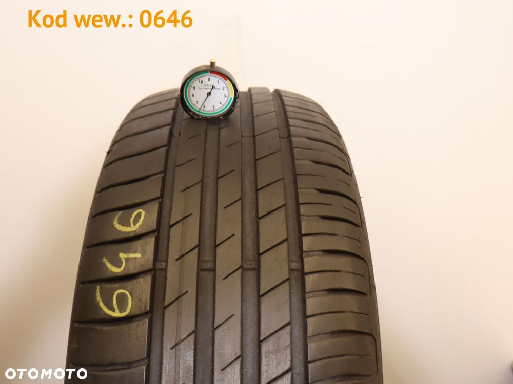 Goodyear Efficientgrip Performance - 215/55 R17 - 1