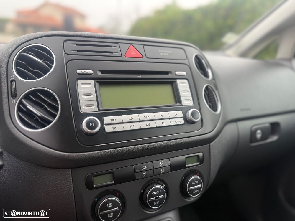 VW Golf Plus 1.9 TDi Trendline AC - 11