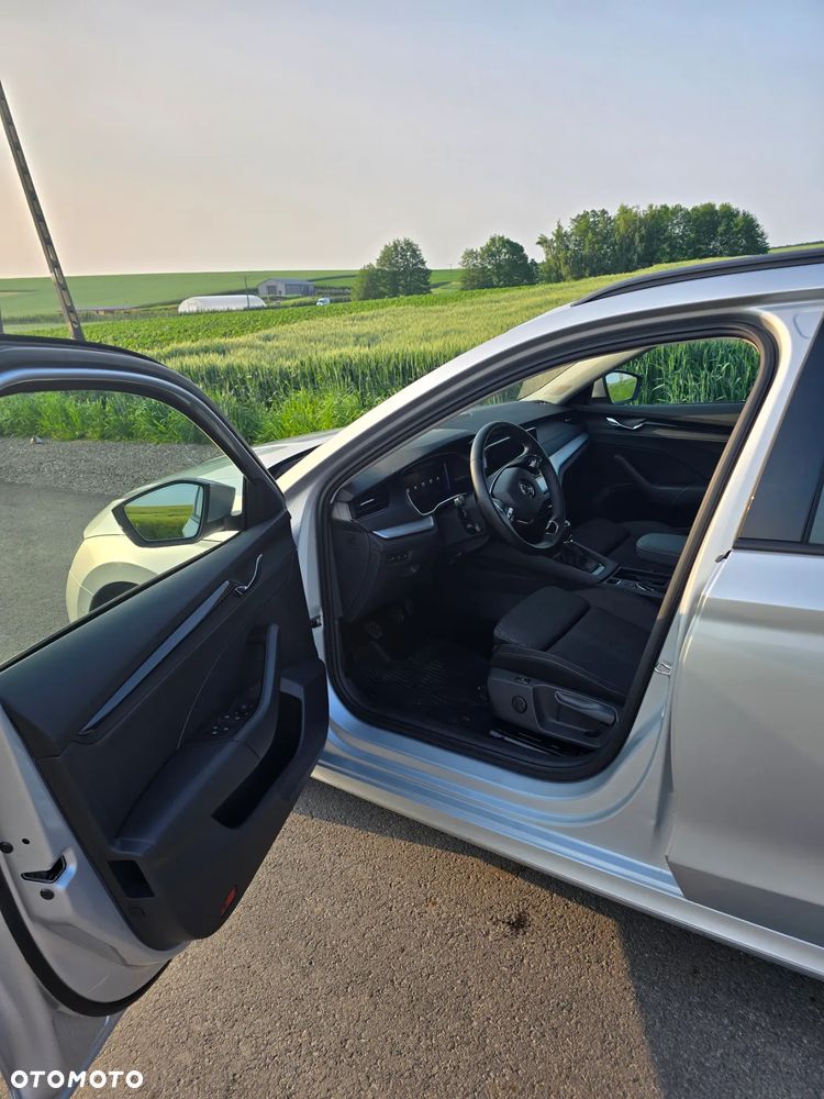 Skoda Octavia 2.0 TDI Ambition - 8