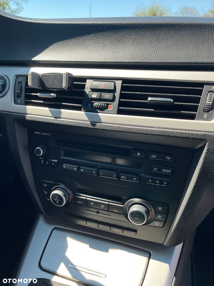BMW Seria 3 316d - 20
