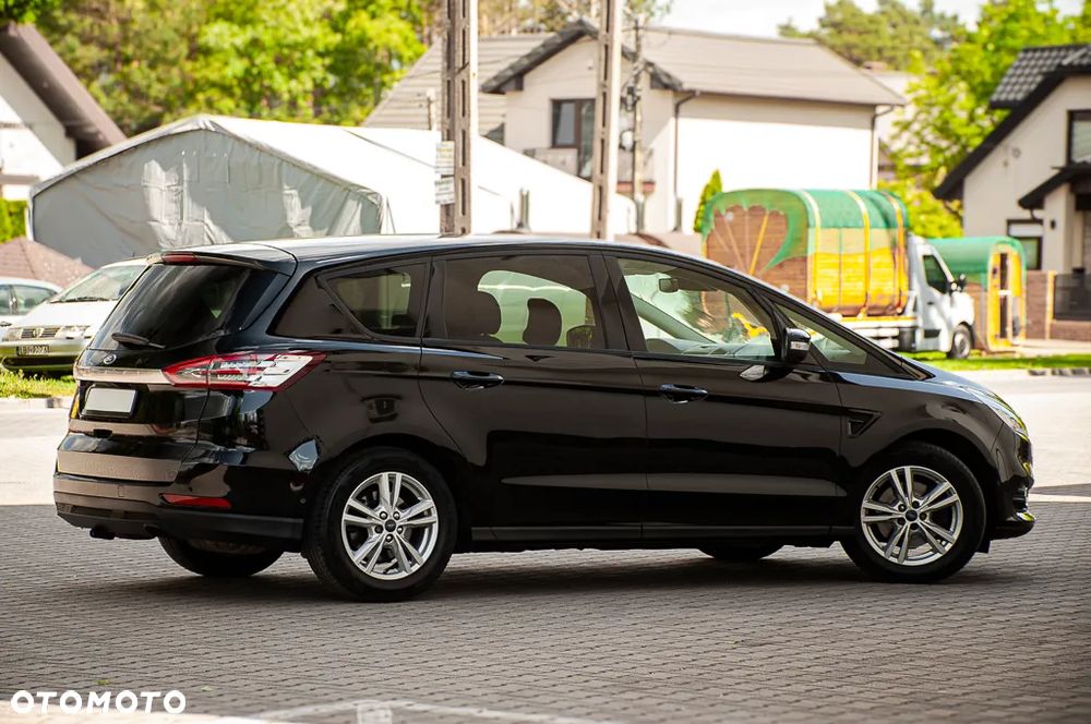 Ford S-Max - 26