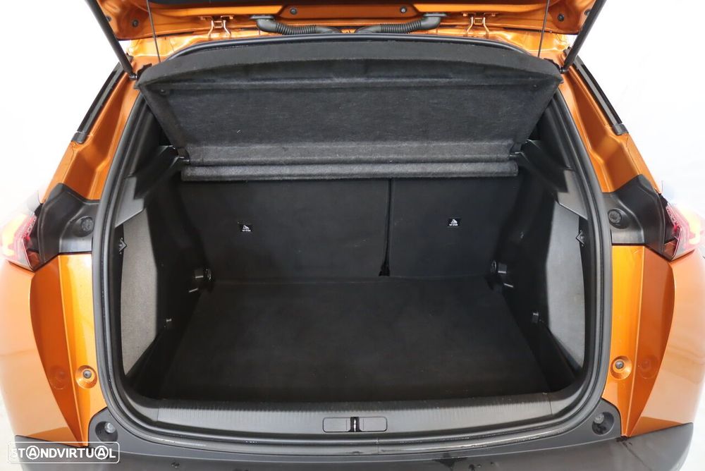 Peugeot 2008 1.2 PureTech Active Pack - 20