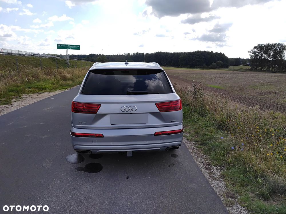 Audi Q7 - 9