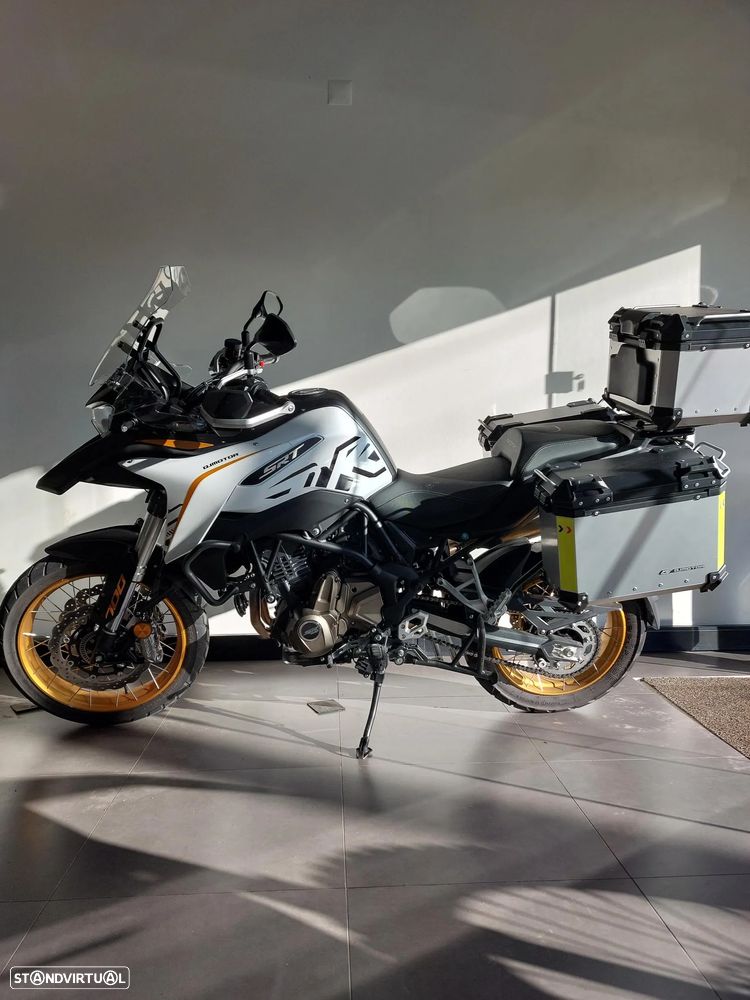 QJ Motor SRT 700X TRAIL - 3