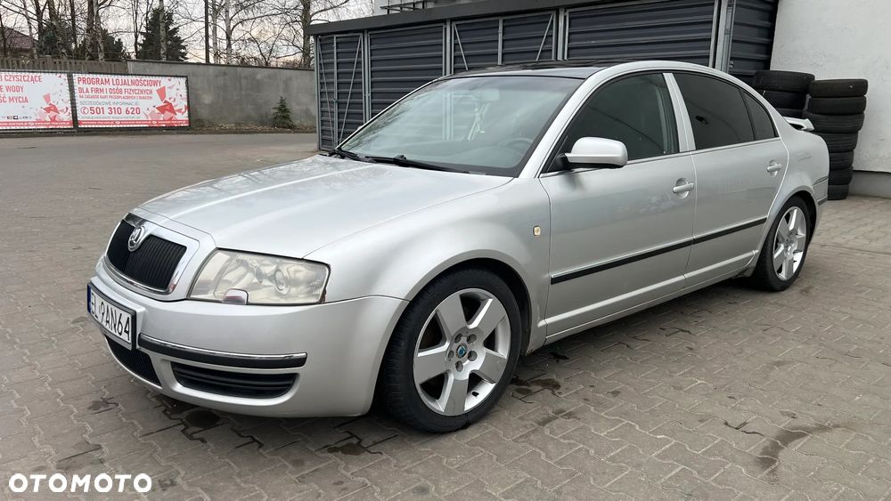 Skoda Superb 2.8 V6 Elegance - 1