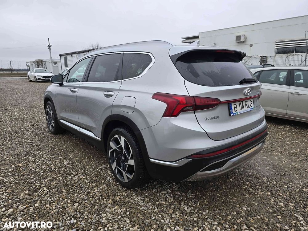Hyundai Santa Fe - 5