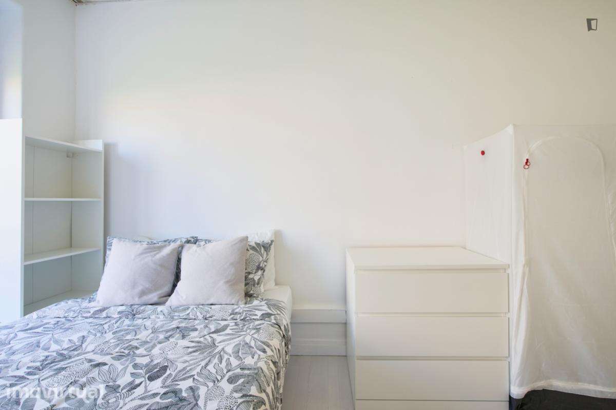 Quarto - localizado em Saldanha Lisbon - Grande imagem: 2/40