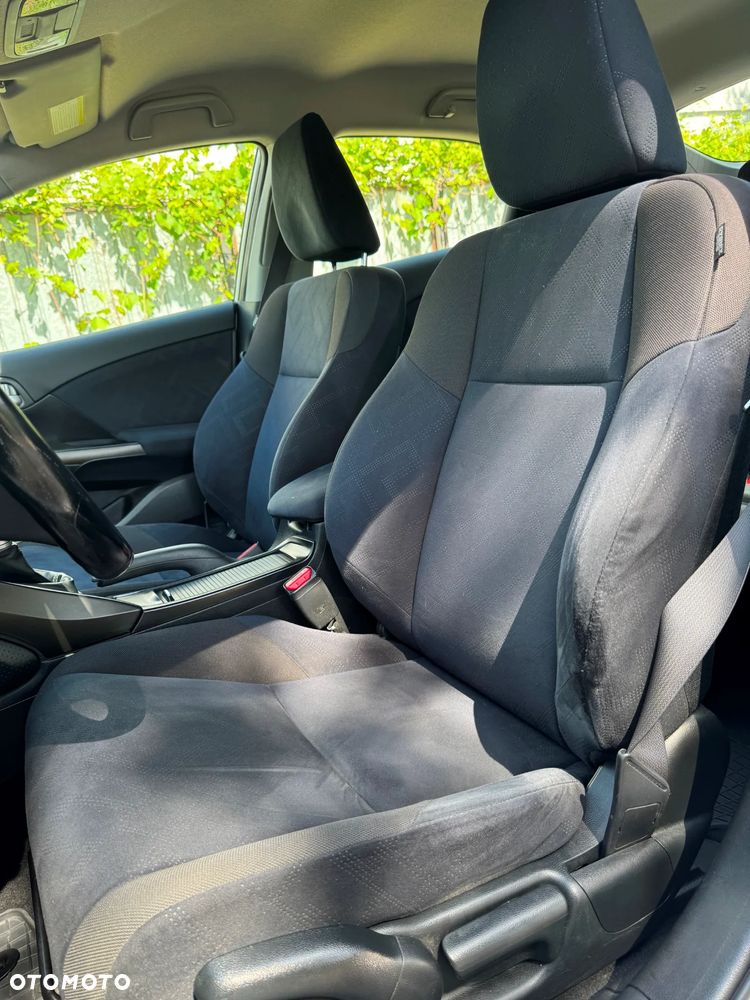 Honda Civic 1.8 Executive NAVI - 28