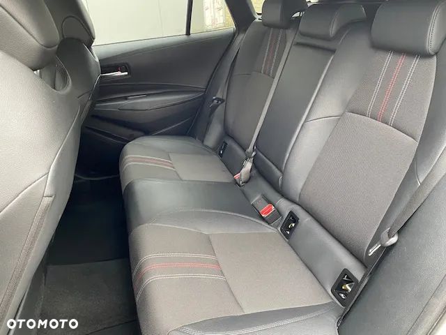 Toyota Corolla 1.8 Hybrid GR Sport - 22