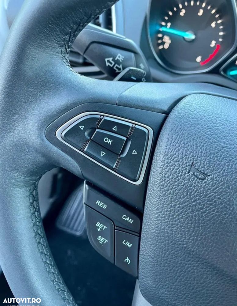 Ford Kuga 2.0 TDCi 4WD Powershift ST-Line - 15