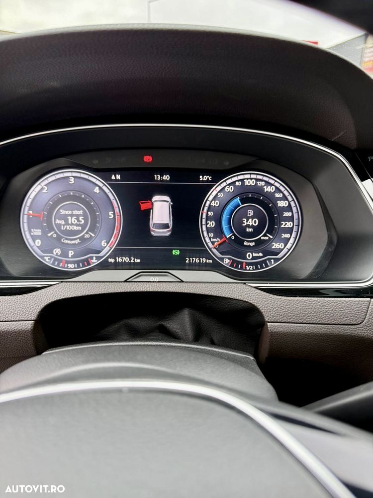 Volkswagen Passat - 20