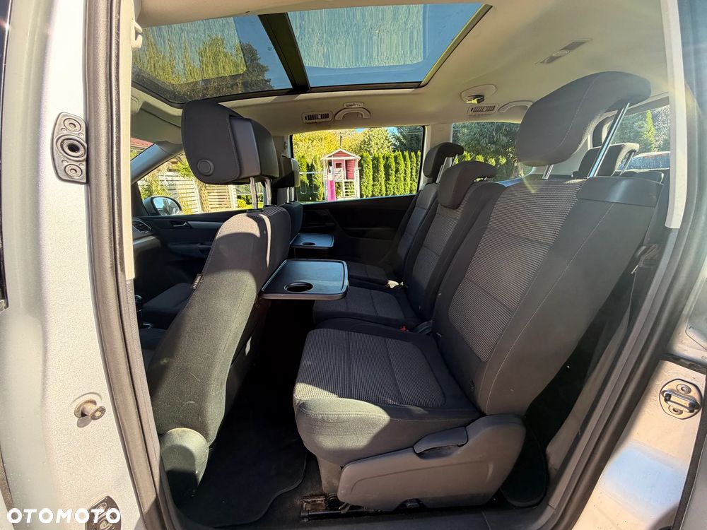 Volkswagen Sharan - 22
